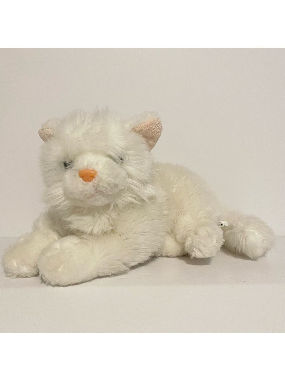 Animal Alley White Cat Plush Stuffed Animal Kitty Blue Eyes Heart Toys R Us Toy